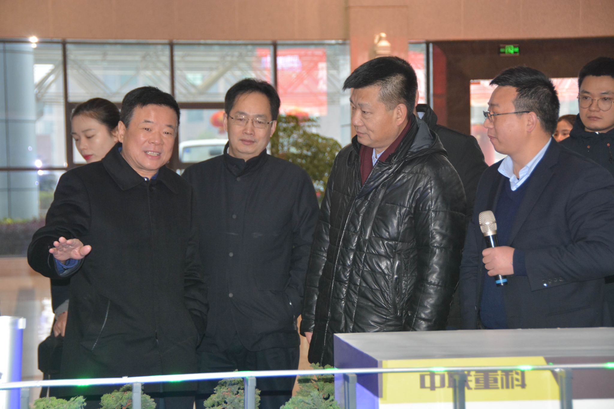 风正帆扬 新春奋进——湖南省副省长陈飞一行莅临中联环境调研调查